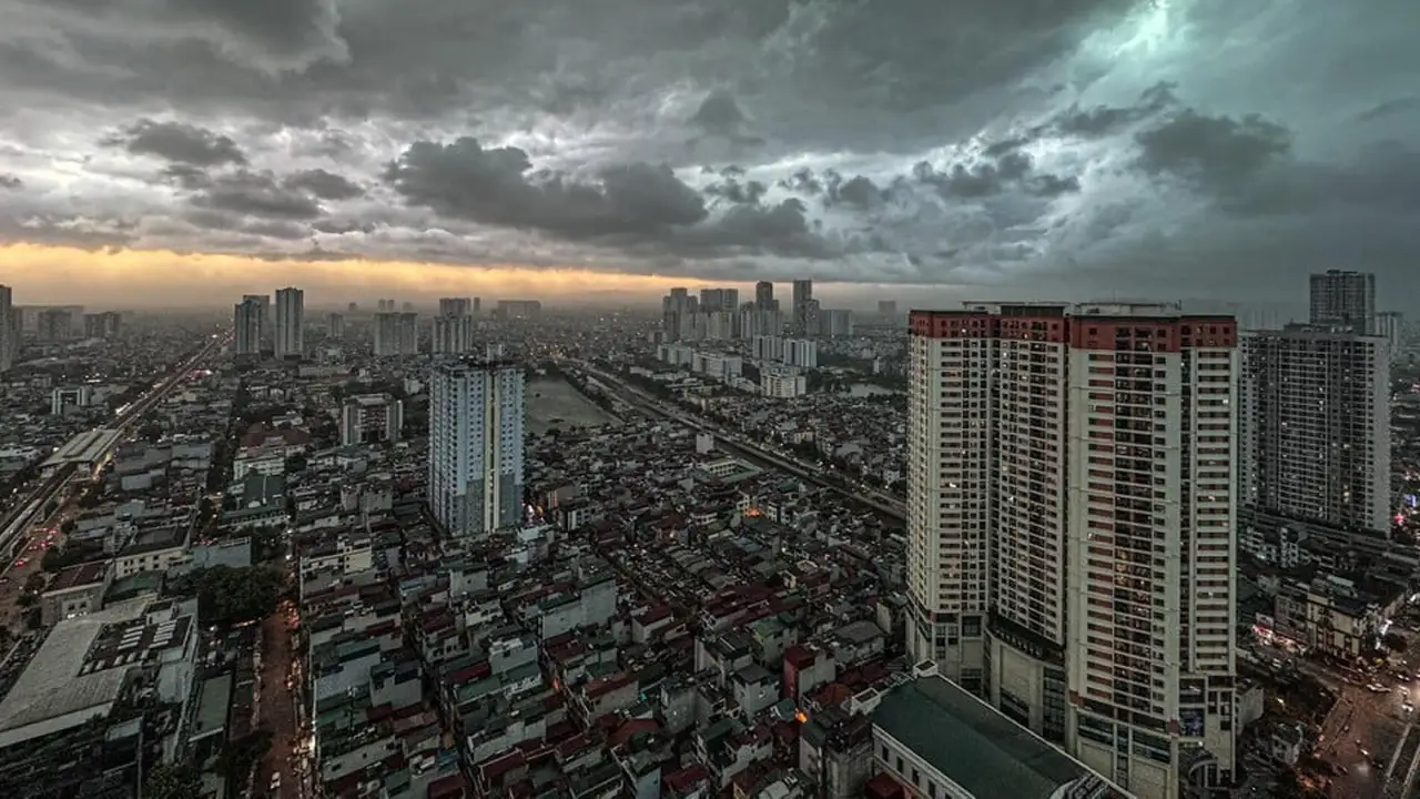 تحذيرات من عواصف رعدية وتقلبات جوية باردة تضرب مناطق الشمال خلال الساعات القادمة